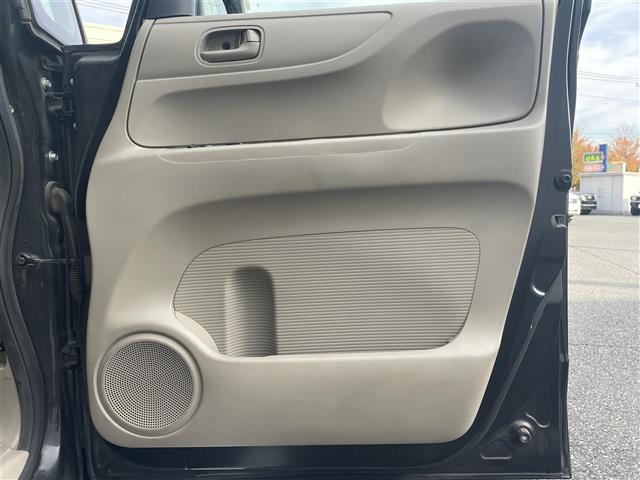 Ｎ－ＢＯＸ Ｇ・Ｌパッケージ　純正ＳＤナビ　ＣＤ　ＤＶＤ　ＳＤ　ＢＴ　フルセグＴＶ　バックカメラ　両側パワースライドドア　ＥＴＣ　ステアリングスイッチ　キセノンライト　フォグライト　ドアバイザー　電格ミラー　純正フロアマット（17枚目）