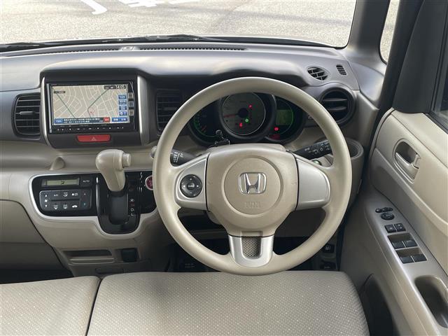 Ｎ－ＢＯＸ Ｇ・Ｌパッケージ　純正ＳＤナビ　ＣＤ　ＤＶＤ　ＳＤ　ＢＴ　フルセグＴＶ　バックカメラ　両側パワースライドドア　ＥＴＣ　ステアリングスイッチ　キセノンライト　フォグライト　ドアバイザー　電格ミラー　純正フロアマット（18枚目）