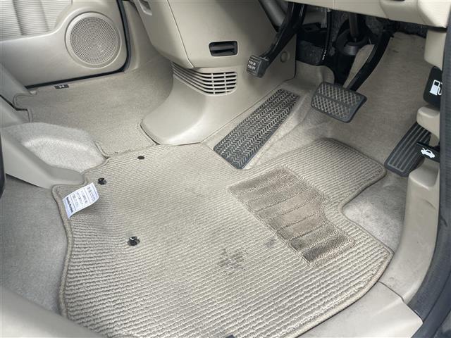 Ｎ－ＢＯＸ Ｇ・Ｌパッケージ　純正ＳＤナビ　ＣＤ　ＤＶＤ　ＳＤ　ＢＴ　フルセグＴＶ　バックカメラ　両側パワースライドドア　ＥＴＣ　ステアリングスイッチ　キセノンライト　フォグライト　ドアバイザー　電格ミラー　純正フロアマット（20枚目）