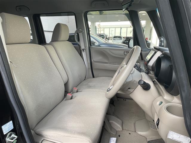 Ｎ－ＢＯＸ Ｇ・Ｌパッケージ　純正ＳＤナビ　ＣＤ　ＤＶＤ　ＳＤ　ＢＴ　フルセグＴＶ　バックカメラ　両側パワースライドドア　ＥＴＣ　ステアリングスイッチ　キセノンライト　フォグライト　ドアバイザー　電格ミラー　純正フロアマット（22枚目）