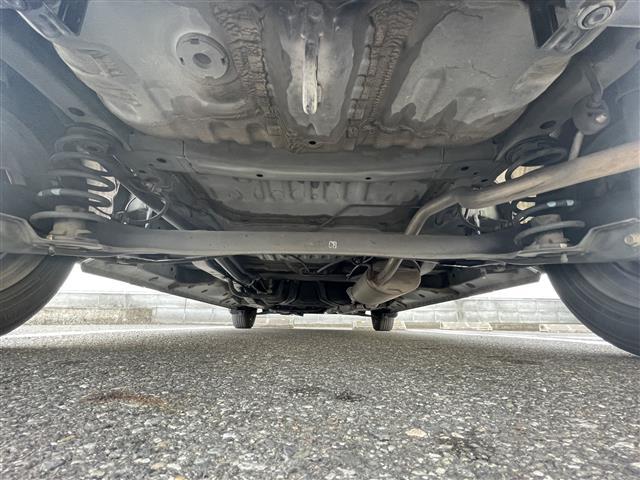 Ｎ－ＢＯＸ Ｇ・Ｌパッケージ　純正ＳＤナビ　ＣＤ　ＤＶＤ　ＳＤ　ＢＴ　フルセグＴＶ　バックカメラ　両側パワースライドドア　ＥＴＣ　ステアリングスイッチ　キセノンライト　フォグライト　ドアバイザー　電格ミラー　純正フロアマット（41枚目）