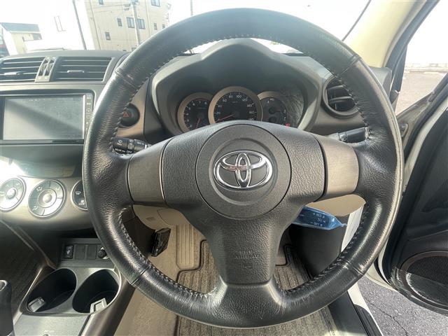 ヴァンガード ２４０Ｓ　純正ＨＤＤナビ　ＣＤ　ＤＶＤ　ラジオ　バックカメラ　ＥＴＣ　ダウンヒルアシスト　クルーズコントロール　キセノンライト　フォグライト　オートライト　プッシュスタート　電格ミラー　純正１７インチＡＷ（2枚目）