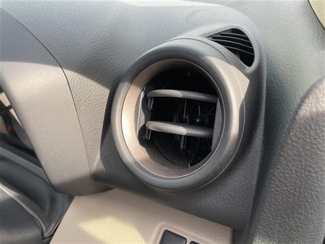 ヴァンガード ２４０Ｓ　純正ＨＤＤナビ　ＣＤ　ＤＶＤ　ラジオ　バックカメラ　ＥＴＣ　ダウンヒルアシスト　クルーズコントロール　キセノンライト　フォグライト　オートライト　プッシュスタート　電格ミラー　純正１７インチＡＷ（15枚目）