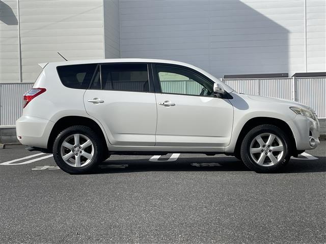 ヴァンガード ２４０Ｓ　純正ＨＤＤナビ　ＣＤ　ＤＶＤ　ラジオ　バックカメラ　ＥＴＣ　ダウンヒルアシスト　クルーズコントロール　キセノンライト　フォグライト　オートライト　プッシュスタート　電格ミラー　純正１７インチＡＷ（39枚目）