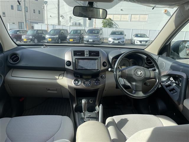 ヴァンガード ２４０Ｓ　純正ＨＤＤナビ　ＣＤ　ＤＶＤ　ラジオ　バックカメラ　ＥＴＣ　ダウンヒルアシスト　クルーズコントロール　キセノンライト　フォグライト　オートライト　プッシュスタート　電格ミラー　純正１７インチＡＷ（42枚目）