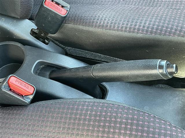 ミラージュ Ｇ　純正ＳＤナビ　ＣＤ　ＤＶＤ　ＳＤ　ＢＴ　フルセグＴＶ　バックカメラ　ＥＴＣ　アイドリングストップ　ハロゲンライト　オートライト　ヘッドライトレベライザー　プッシュスタート　ドアバイザー　電格ミラー（16枚目）