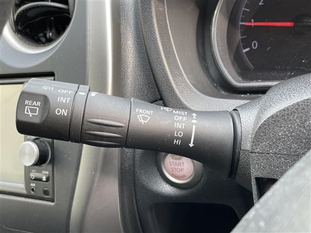 ノート Ｘ　Ｖセレクション＋セーフティ　衝突軽減ブレーキ　レーンキープアシスト　純正ＳＤナビ　ＣＤ　ＳＤ　ラジオ　ワンセグ　バックカメラ　ＥＴＣ　３６０°ドライブレコーダー　アイドリングストップ　ハロゲンライト　電格ミラー（17枚目）