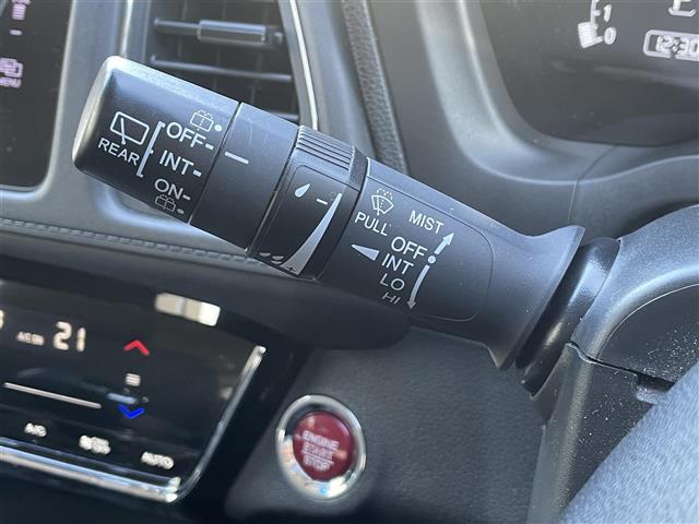 ヴェゼル Ｘ・ホンダセンシング　純正インターナビ　ＣＤ　ＤＶＤ　ＨＤＭＩ　ＢＴ　ＵＳＢ　ワンセグＴＶ　バックカメラ　ビルトインＥＴＣ　ステアリングスイッチ　アイドリングストップ　ＬＥＤヘッドライト　フォグライト　純正１６インチＡＷ（15枚目）