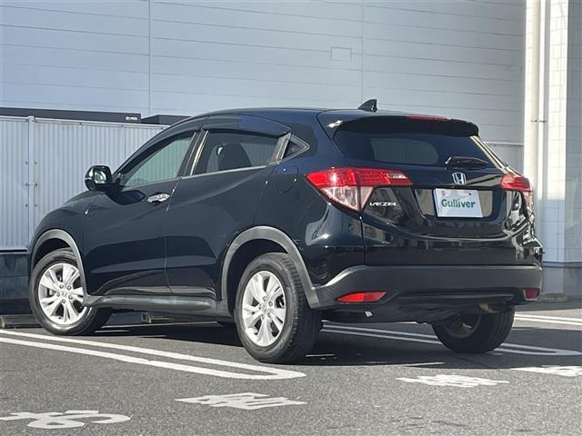 ヴェゼル Ｘ・ホンダセンシング　純正インターナビ　ＣＤ　ＤＶＤ　ＨＤＭＩ　ＢＴ　ＵＳＢ　ワンセグＴＶ　バックカメラ　ビルトインＥＴＣ　ステアリングスイッチ　アイドリングストップ　ＬＥＤヘッドライト　フォグライト　純正１６インチＡＷ（43枚目）