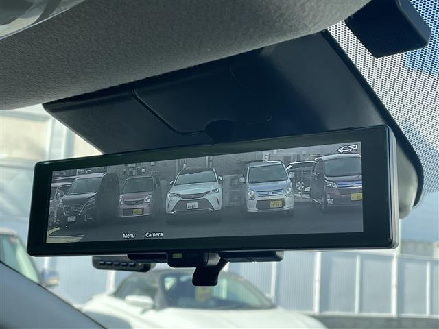 ノート Ｓ　純正ＳＤナビ　ＣＤ　ＳＤ　ＵＳＢ　ＢＴ　フルセグＴＶ　全方位カメラ　デジタルインナーミラー　前後ドライブレコーダー　オートホールド　ステアリングスイッチ　ＬＥＤヘッドライト　フォグライト（8枚目）