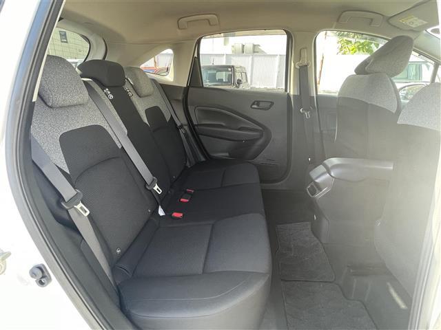 ノート Ｓ　純正ＳＤナビ　ＣＤ　ＳＤ　ＵＳＢ　ＢＴ　フルセグＴＶ　全方位カメラ　デジタルインナーミラー　前後ドライブレコーダー　オートホールド　ステアリングスイッチ　ＬＥＤヘッドライト　フォグライト（29枚目）