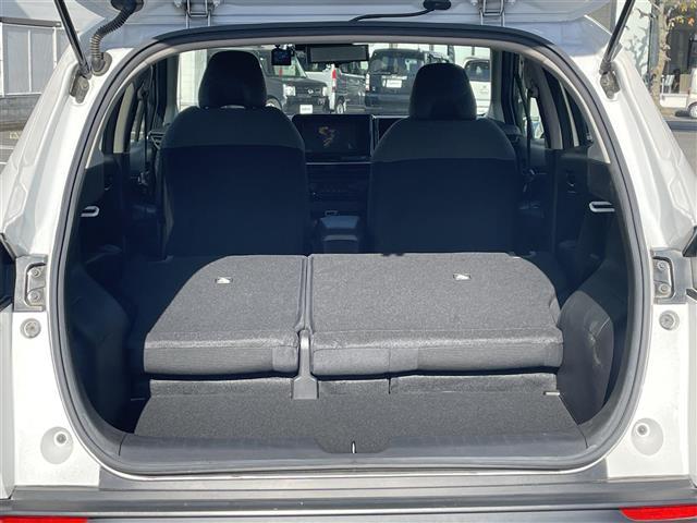 ノート Ｓ　純正ＳＤナビ　ＣＤ　ＳＤ　ＵＳＢ　ＢＴ　フルセグＴＶ　全方位カメラ　デジタルインナーミラー　前後ドライブレコーダー　オートホールド　ステアリングスイッチ　ＬＥＤヘッドライト　フォグライト（32枚目）