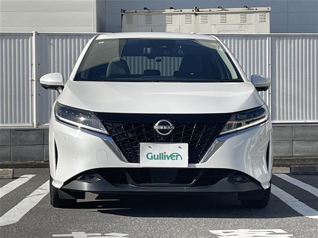 ノート Ｓ　純正ＳＤナビ　ＣＤ　ＳＤ　ＵＳＢ　ＢＴ　フルセグＴＶ　全方位カメラ　デジタルインナーミラー　前後ドライブレコーダー　オートホールド　ステアリングスイッチ　ＬＥＤヘッドライト　フォグライト（33枚目）