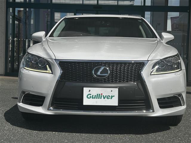 ＬＳ ＬＳ４６０　バージョンＣ　Ｉパッケージ　禁煙車／純正ナビ／サンルーフ／プレミアムサウンド／エアシート／シートヒーター／パワーシート／クルコン／ブラインドスポットモニター／ＥＴＣ２．０／純正１９インチＡＷ／前後クリソナ／ＬＥＤヘッドライト（30枚目）