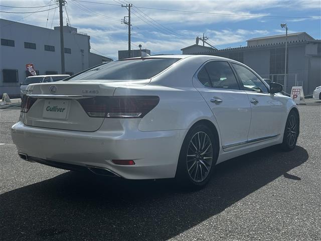 ＬＳ ＬＳ４６０　バージョンＣ　Ｉパッケージ　禁煙車／純正ナビ／サンルーフ／プレミアムサウンド／エアシート／シートヒーター／パワーシート／クルコン／ブラインドスポットモニター／ＥＴＣ２．０／純正１９インチＡＷ／前後クリソナ／ＬＥＤヘッドライト（43枚目）