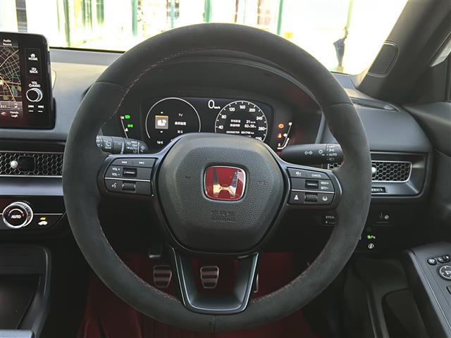 シビック タイプR ワンオーナー/純正9インチSDナビ/バックカメラ/クリアランスソナー前後/ホンダセンシング/衝突軽減ブレーキ/ブラインドスポット/路外逸脱抑制/アダプティブクルーズコントロール/スペアキー×1/保証書(12枚目)