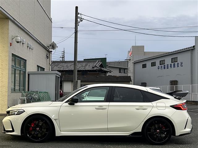 シビック タイプR ワンオーナー/純正9インチSDナビ/バックカメラ/クリアランスソナー前後/ホンダセンシング/衝突軽減ブレーキ/ブラインドスポット/路外逸脱抑制/アダプティブクルーズコントロール/スペアキー×1/保証書(35枚目)