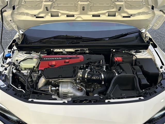 シビック タイプR ワンオーナー/純正9インチSDナビ/バックカメラ/クリアランスソナー前後/ホンダセンシング/衝突軽減ブレーキ/ブラインドスポット/路外逸脱抑制/アダプティブクルーズコントロール/スペアキー×1/保証書(41枚目)