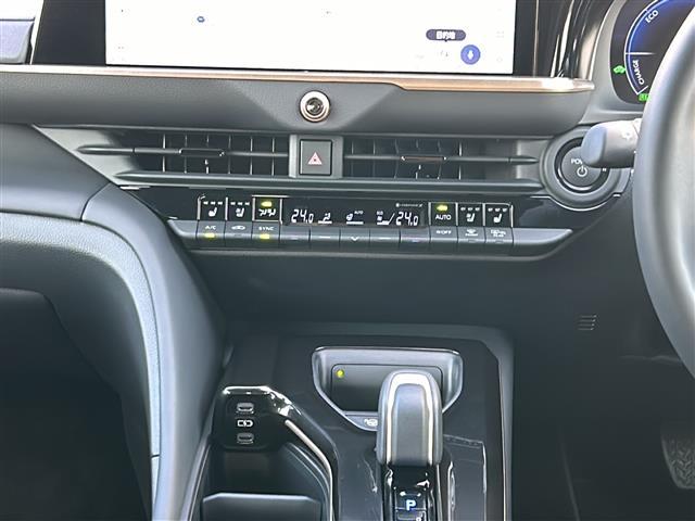 クラウンスポーツ Z ワンオーナー/メーカーオプションナビ/ブラインドスポットモニター/デジタルインナーミラー/フルモデリスタエアロ/メモリーシート/ベンチレーション/AC100W/ステアリングヒーター/置くだけ充電(8枚目)