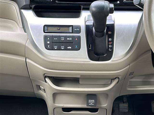 N-WGN C 社外8インチSDナビ/Bluetooth/フルセグTV/バックカメラ/純正フロアマット/純正ドアバイザー/リモコンキー/アイドリングストップ/ハロゲンランプ/ヘッドランプレベライザー(8枚目)