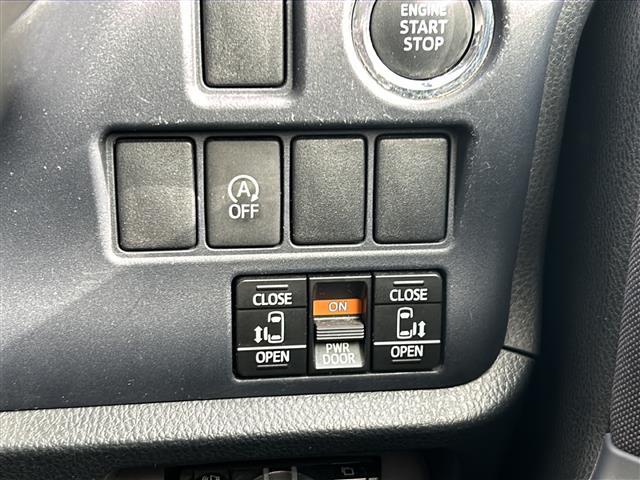 ヴォクシー ＺＳ　煌（12枚目）