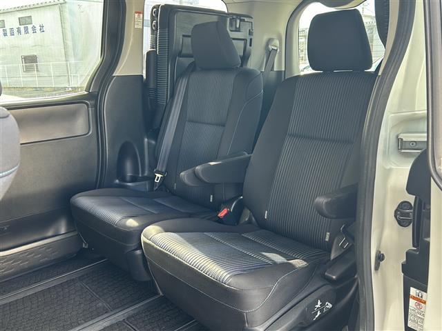 ヴォクシー ＺＳ　煌（22枚目）