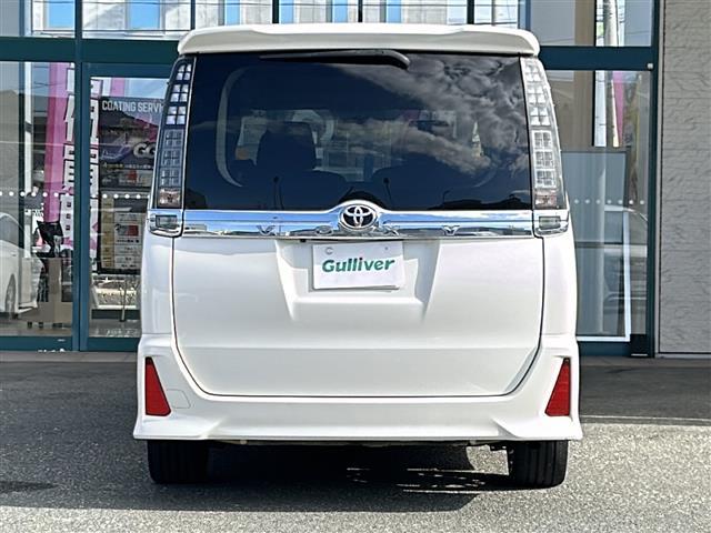 ヴォクシー ＺＳ　煌（30枚目）