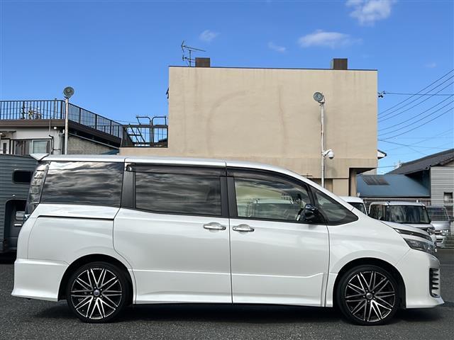 ヴォクシー ＺＳ　煌（33枚目）