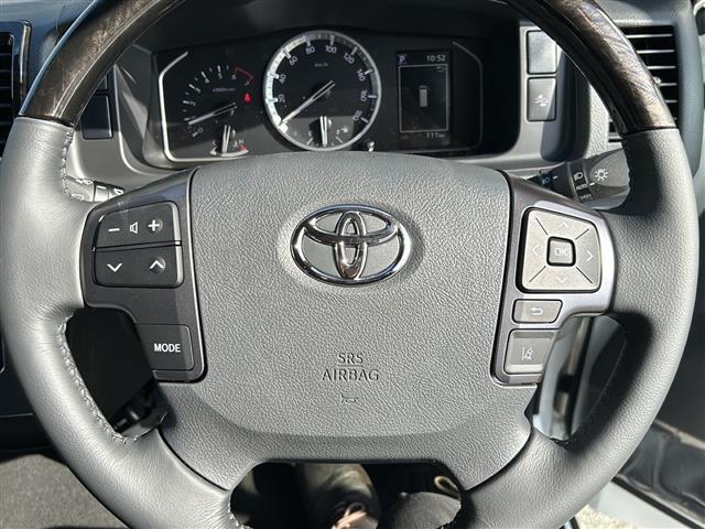 ハイエースバン スーパーＧＬ　ダーク　プライムＩＩ　ワンオーナー／純正デジタルインナーミラー／バックカメラ／トヨタセーフティー／プリクラッシュセーフティー／レーンディパーチャーアラート／クリアランスソナー／パーキングサポートブレーキ／スペアキー×１（14枚目）