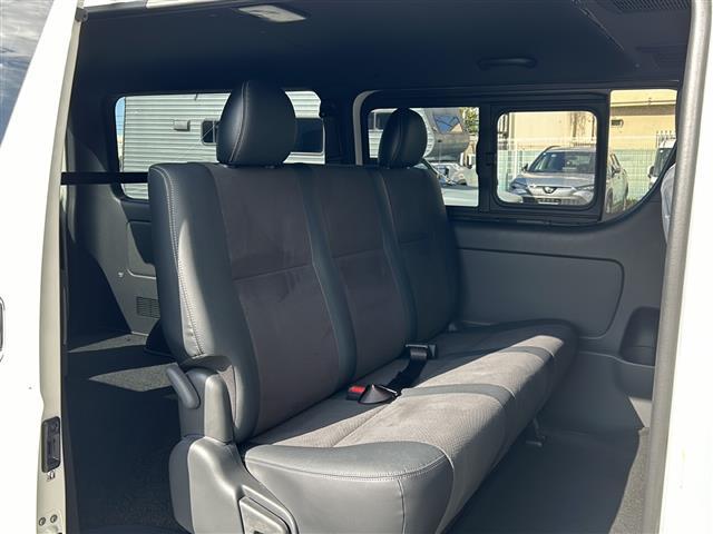 ハイエースバン スーパーＧＬ　ダーク　プライムＩＩ　ワンオーナー／純正デジタルインナーミラー／バックカメラ／トヨタセーフティー／プリクラッシュセーフティー／レーンディパーチャーアラート／クリアランスソナー／パーキングサポートブレーキ／スペアキー×１（21枚目）