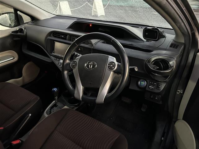 アクア G 社外SDナビ BT FM AM フルセグTV バックカメラ ドアバイザー プッシュスタート ETC(2枚目)