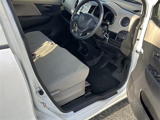 ワゴンＲ ＦＸ　純正オーディオ　ＡＵＸ　ＣＤ　ＦＭ　ＡＭ　純正フロアマット　アイドリングストップ　ドアバイザー　リモコンキー　取扱説明書（16枚目）