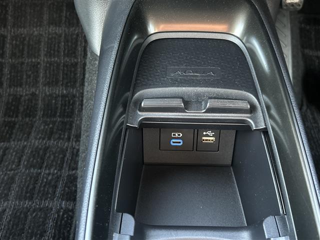 アクア Z ワンオーナー 純正ナビ 純正15インチAW 純正フロアマット 全方位カメラ アイドリングストップ ウィンカーミラー クルーズコントロール ETC 保証書 取扱説明書(12枚目)