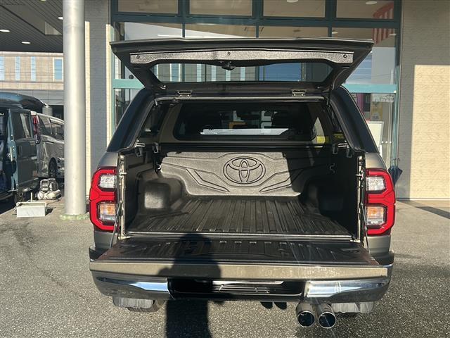 ハイラックス Ｚ　禁煙／純正ナビ／ＧＲフロントエアロ／ＧＲサイドステップ／社外ドライブレコーダー／前後クリアランスソナー／追従機能付きクルーズコントロール／レーンキープアシスト／ＥＴＣ／純正１７インチＡＷ／スペアキー（31枚目）