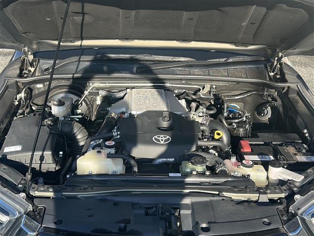 ハイラックス Ｚ　禁煙／純正ナビ／ＧＲフロントエアロ／ＧＲサイドステップ／社外ドライブレコーダー／前後クリアランスソナー／追従機能付きクルーズコントロール／レーンキープアシスト／ＥＴＣ／純正１７インチＡＷ／スペアキー（40枚目）