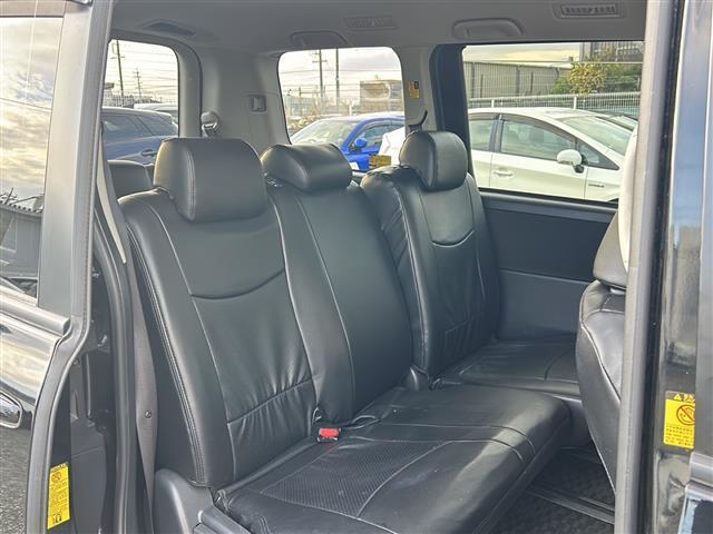 ヴォクシー Ｘ　Ｌエディション　純正７インチナビ／ワンオーナー／ビルトインＥＴＣ／Ｂｌｕｅｔｏｏｔｈ接続／バックカメラ／片側パワースライドドア／純正フロアマット／オートライト／ドアバイザー／ウインカーミラー／シートカバー／スマートキ（22枚目）