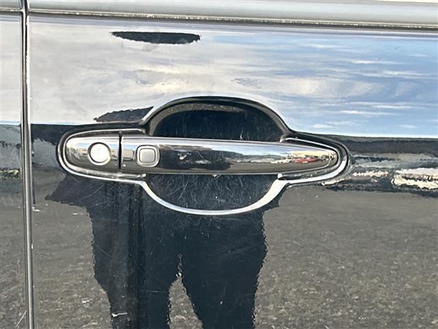 ヴォクシー Ｘ　Ｌエディション　純正７インチナビ／ワンオーナー／ビルトインＥＴＣ／Ｂｌｕｅｔｏｏｔｈ接続／バックカメラ／片側パワースライドドア／純正フロアマット／オートライト／ドアバイザー／ウインカーミラー／シートカバー／スマートキ（38枚目）