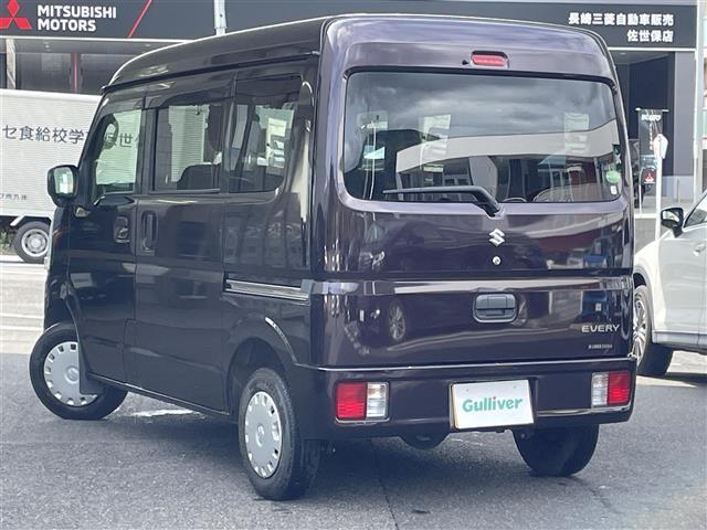 エブリイ ジョインターボ　ワンオーナー、純正オーディオ（ＡＭ、ＦＭ、ＣＤ、ＡＵＸ）、ヘッドライトレベライザー、スライドドア、純正フロアマット、ＡＢＳ、フルタイム４ＷＤ、インタークーラー付きターボ、イモビライザー（3枚目）