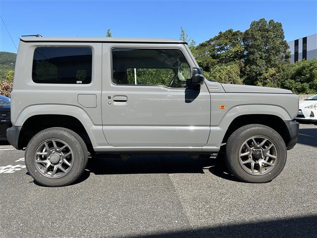 ジムニー XC ワンオーナー SDナビ HDMI 衝突軽減ブレーキ LDA バックモニター シートヒーター ステアリングスイッチ クルコン スマートキー ETC プッシュスタート 横滑り防止装置 純正フロアマット(9枚目)