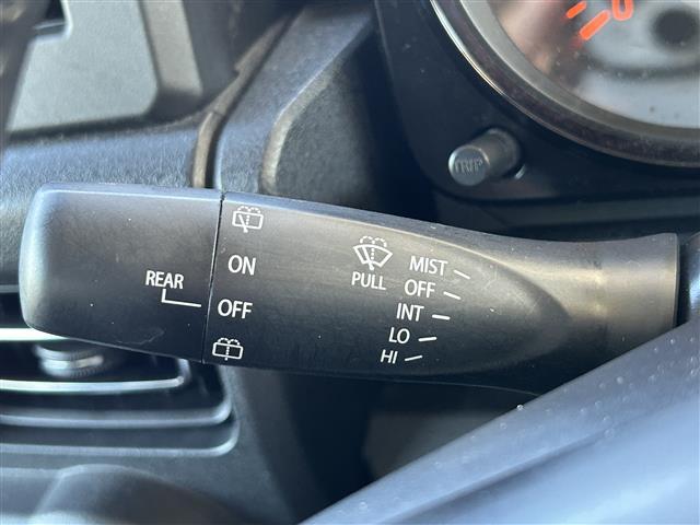 ジムニー XC ワンオーナー SDナビ HDMI 衝突軽減ブレーキ LDA バックモニター シートヒーター ステアリングスイッチ クルコン スマートキー ETC プッシュスタート 横滑り防止装置 純正フロアマット(15枚目)