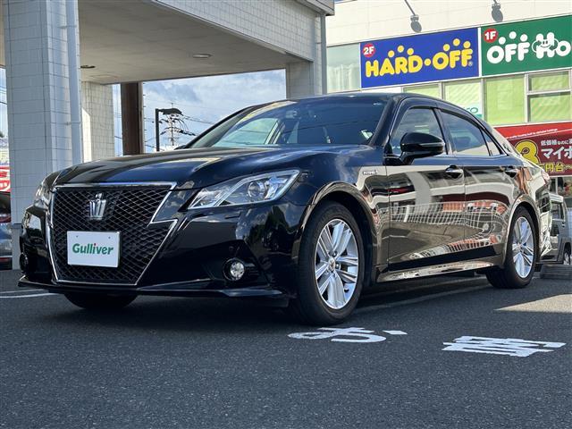 クラウンハイブリッド アスリートG 純正ナビ(FM/AM/BT/フルセグTV)/電動チルトステア/ビルトインETC/D席メモリーシート/DN席エアシート/DN席シートヒーター/オールオートパワーウィンドウ/純正フロアマット/純正AW(4枚目)