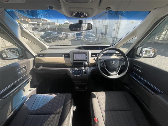 フリード Ｇ・ホンダセンシング　☆純正Ｇａｔｈｅｒｓインターナビ・ＡＭ／ＦＭ／ＢＴ／ＣＤ☆バックカメラ☆ステアリングスイッチ☆片側パワースライドドア☆ビルトインＥＴＣ☆ライトレベライザー☆アイドリングストップ（42枚目）