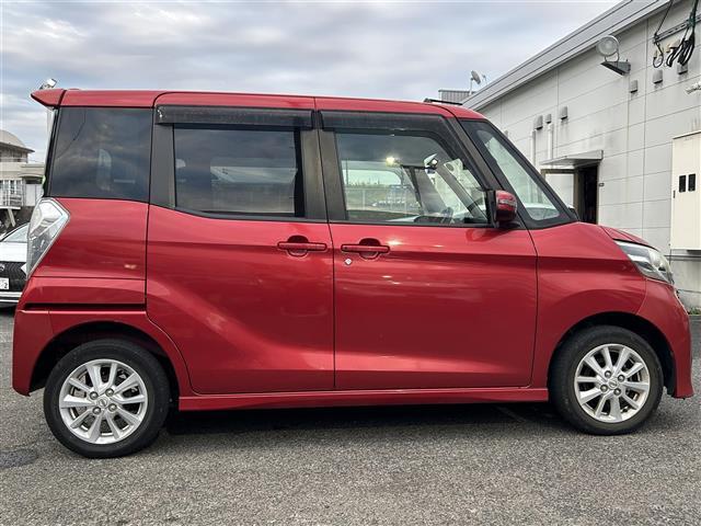 デイズルークス ハイウェイスター　Ｘ　純正ナビ／アラウンドビューモニター／フルセグＴＶ／エマージェンシーブレーキ／片側パワースライドドア／Ｂｌｕｅｔｏｏｔｈ／スマートキー／キセノンヘッドライト／サーキュレーター／アイドリングストップ（9枚目）