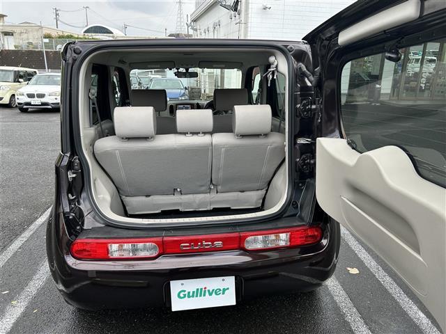 キューブ １５Ｘ　純正ナビ／フルセグＴＶ／ＥＴＣ／スマートキー／Ｂｌｕｅｔｏｏｔｈ／アイドリングストップ／電動格納ミラー／前後ドラレコ／プッシュスタート／ＡＣ（10枚目）