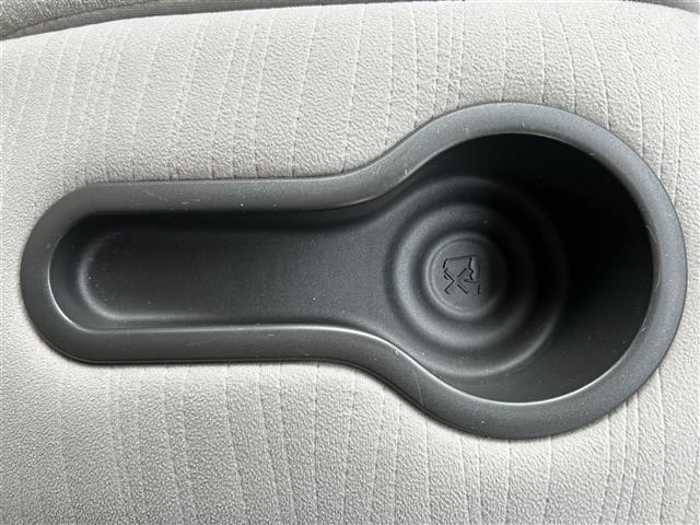 キューブ １５Ｘ　純正ナビ／フルセグＴＶ／ＥＴＣ／スマートキー／Ｂｌｕｅｔｏｏｔｈ／アイドリングストップ／電動格納ミラー／前後ドラレコ／プッシュスタート／ＡＣ（29枚目）