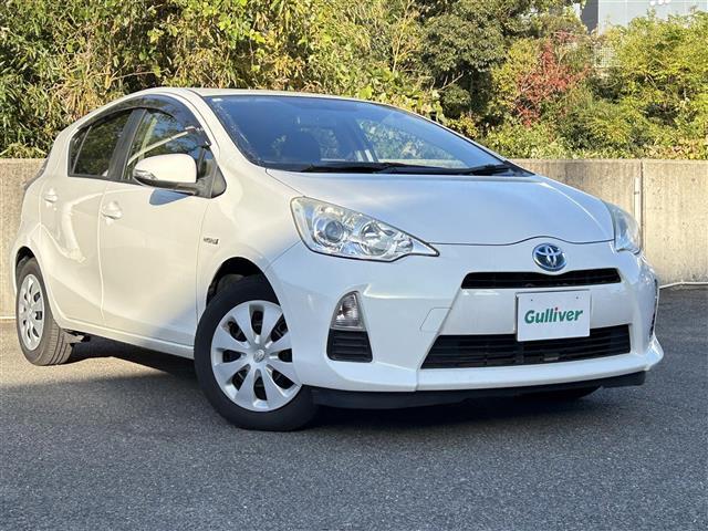 アクア Ｓ　純正ナビ／フルセグＴＶ／ＤＶＤ再生／ＥＴＣ／バックカメラ／Ｂｌｕｅｔｏｏｔｈ／ステアリングスイッチ／電格ミラー／スマートキー（2枚目）