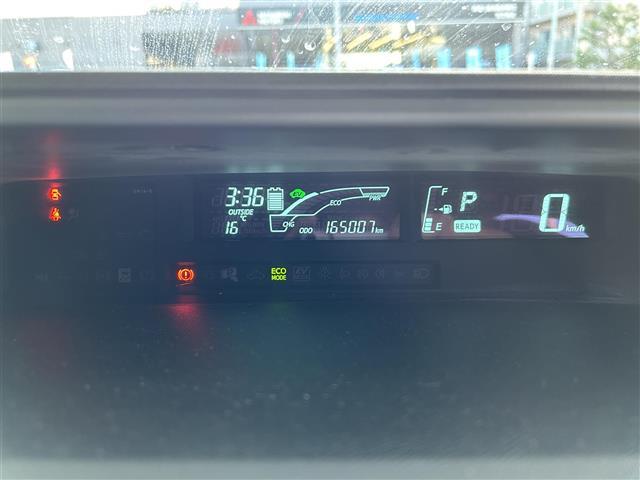 アクア Ｓ　純正ナビ／フルセグＴＶ／ＤＶＤ再生／ＥＴＣ／バックカメラ／Ｂｌｕｅｔｏｏｔｈ／ステアリングスイッチ／電格ミラー／スマートキー（12枚目）