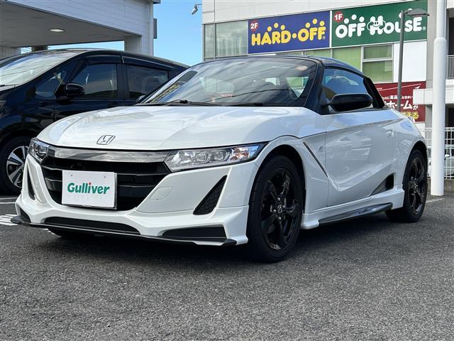 S660 αブルーノレザーエディション ワンオーナー/純正ディスプレイオーディオ(AM、FM、ハンズフリー)/バックカメラ/プッシュスタート/6MT/HDMI/革巻きステアリング/ステアリングリモコン/電動調整ミラー/クルーズコントロール(5枚目)