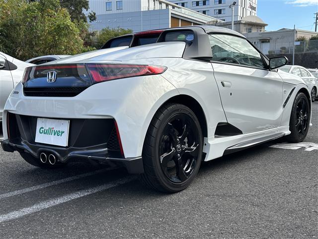 S660 αブルーノレザーエディション ワンオーナー/純正ディスプレイオーディオ(AM、FM、ハンズフリー)/バックカメラ/プッシュスタート/6MT/HDMI/革巻きステアリング/ステアリングリモコン/電動調整ミラー/クルーズコントロール(9枚目)