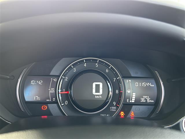 S660 αブルーノレザーエディション ワンオーナー/純正ディスプレイオーディオ(AM、FM、ハンズフリー)/バックカメラ/プッシュスタート/6MT/HDMI/革巻きステアリング/ステアリングリモコン/電動調整ミラー/クルーズコントロール(13枚目)